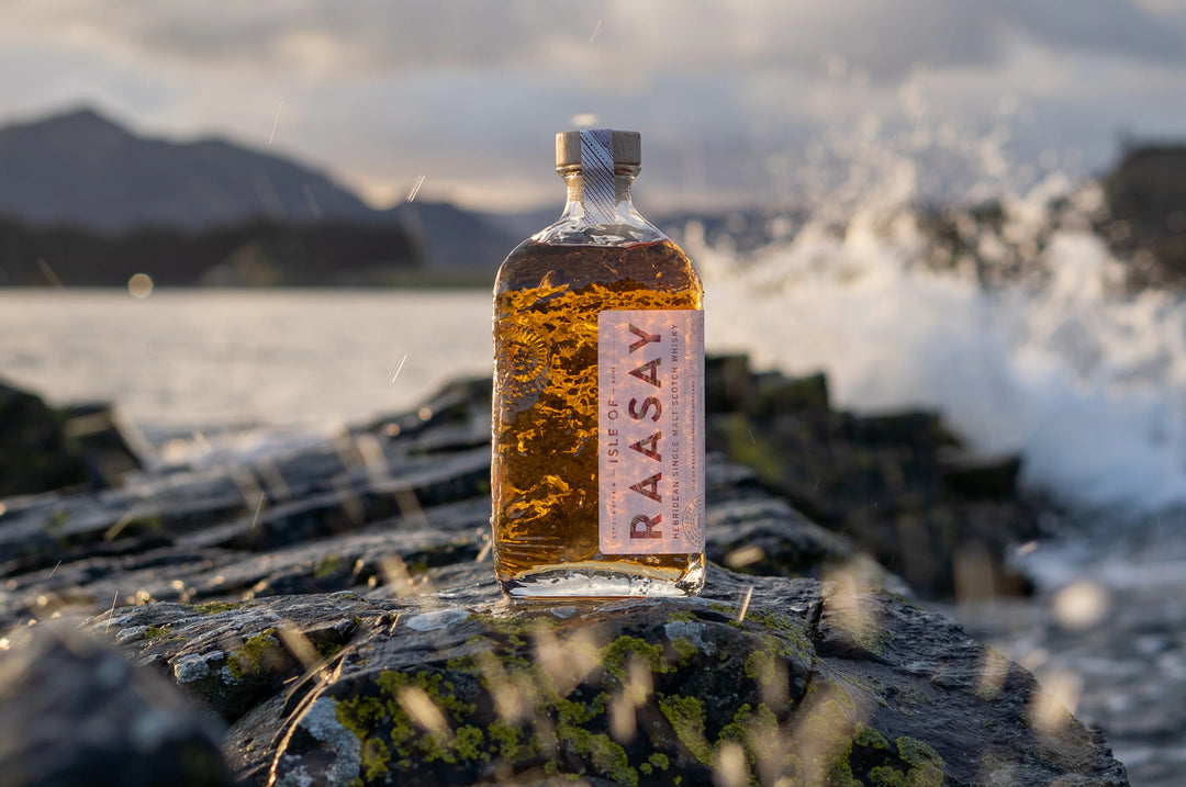 ISLE OF RAASAY SINGLE MALT HEBRIDEAN SCOTCH WHISKY LEGGERMENTE